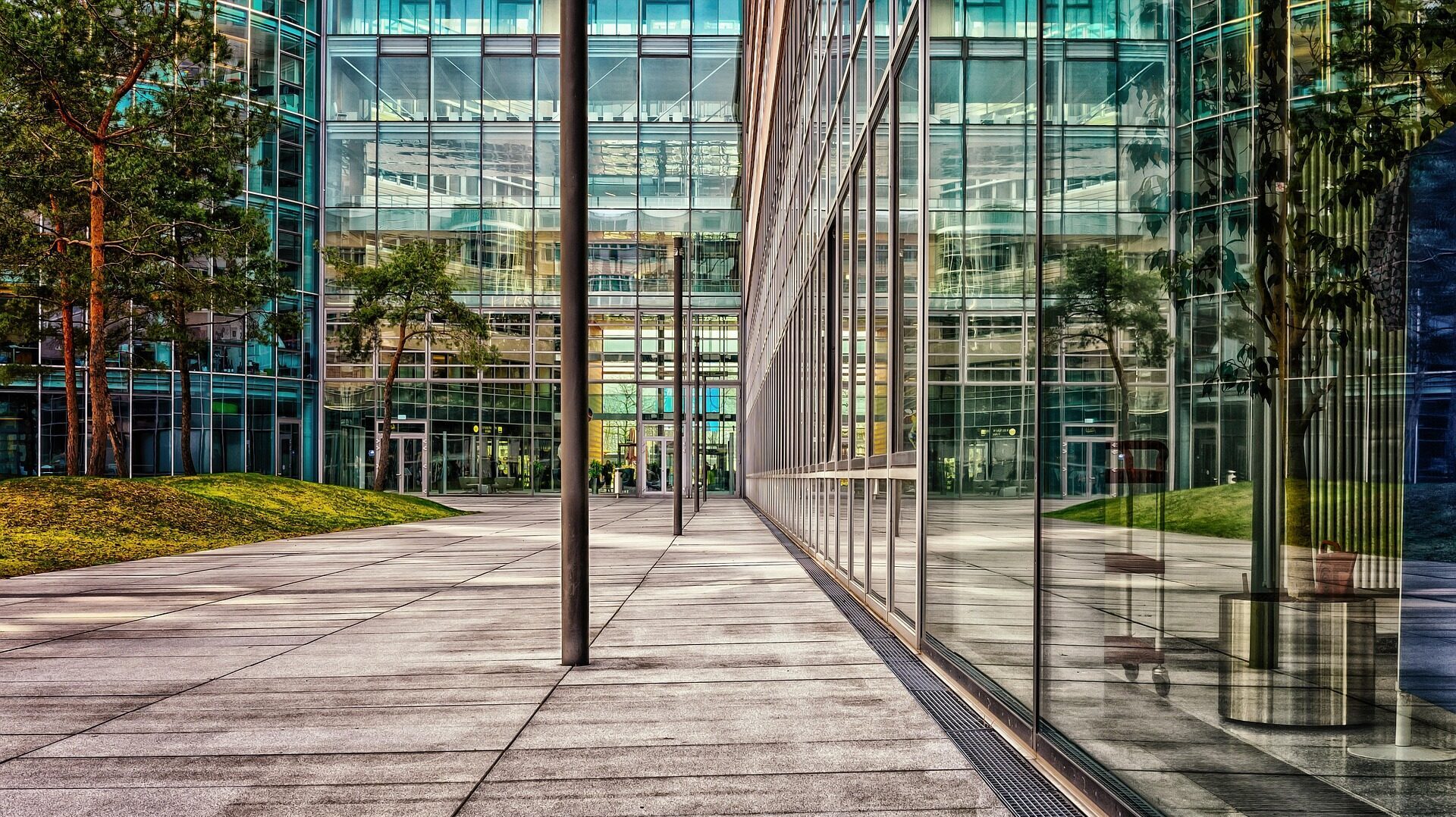 tama66-architecture-4012400_1920